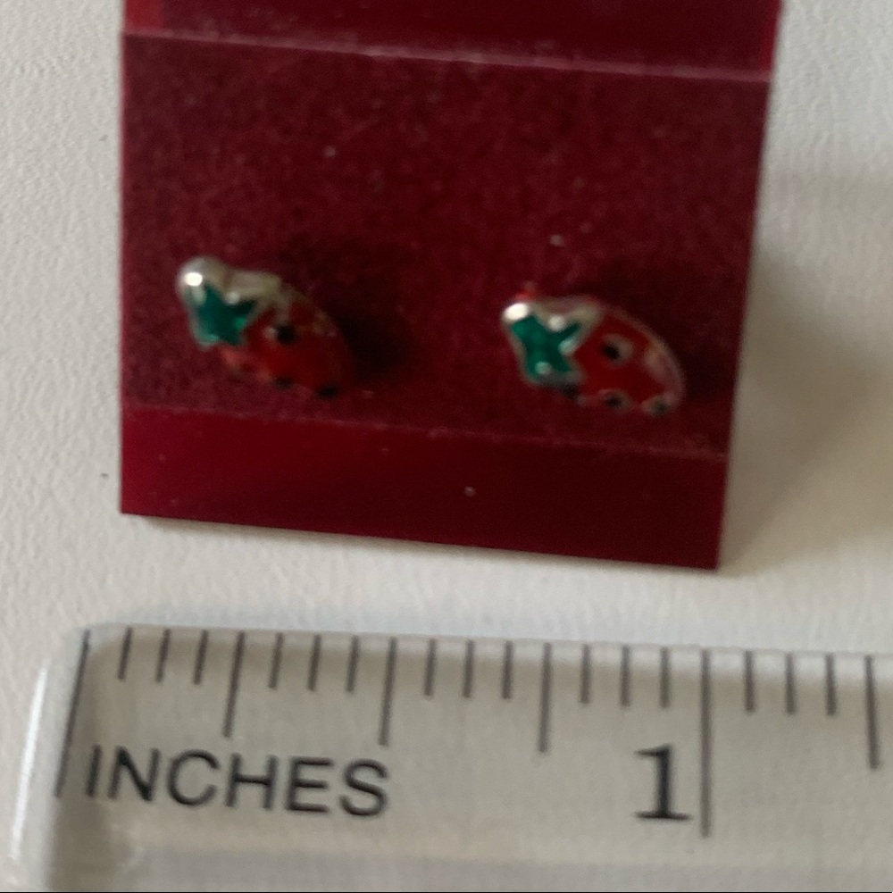 Stud earrings strawberries - Picture 5 of 7